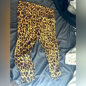3x Leopard leggings